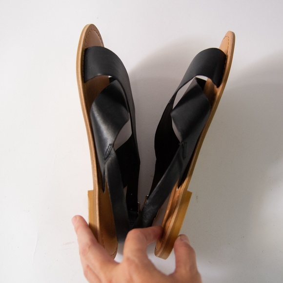 ASOS Sandals in Black Vegan Faux Leather Criss Cross Backstrap - Picture 8 of 9